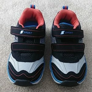 Toddler size 8 shoes